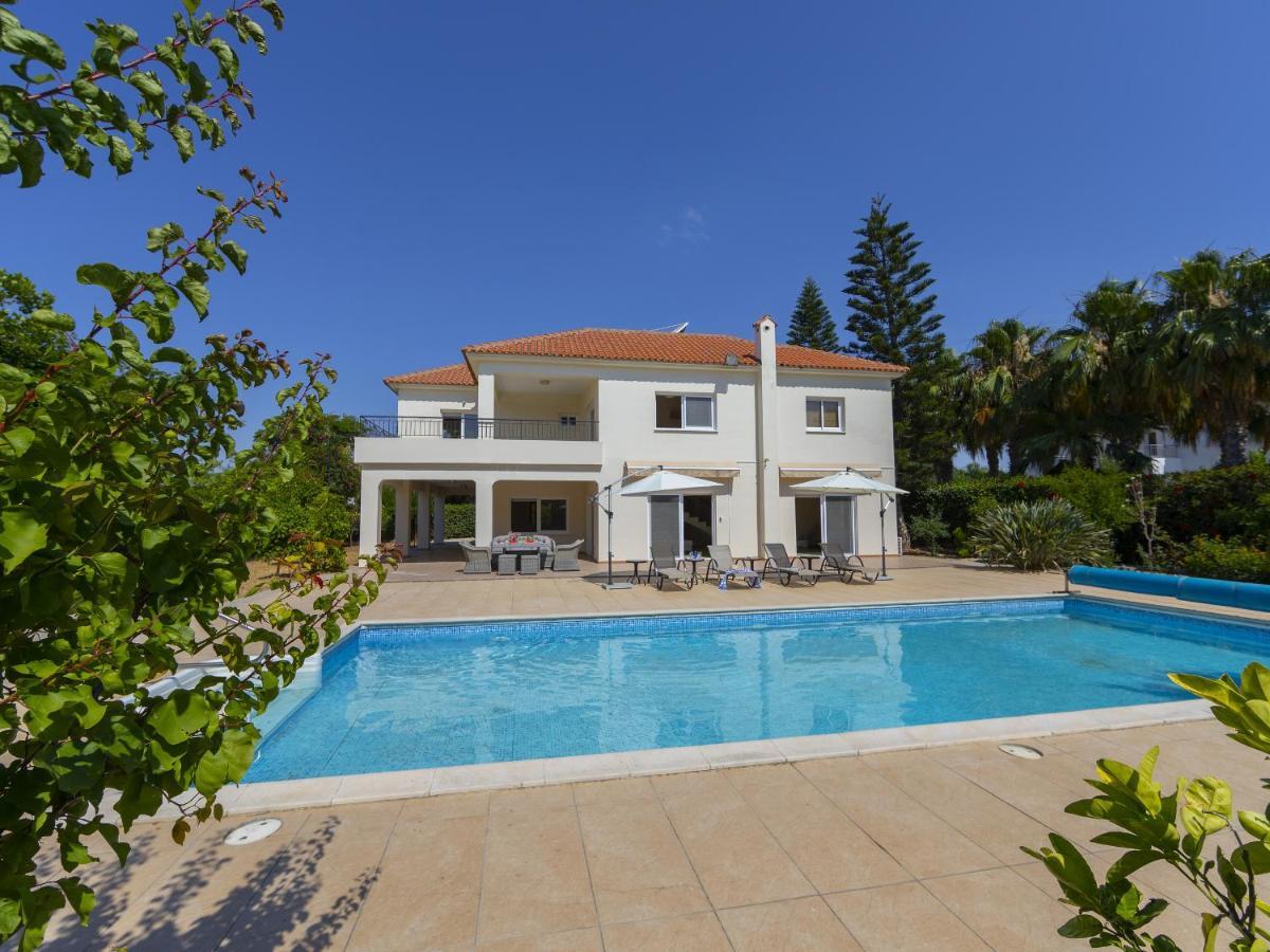 Villa Meneou Seaside Mansion 7 Larnaca Esterno foto